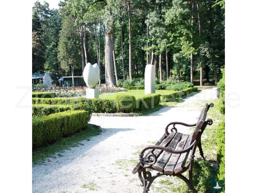 Будинок, 1313 м², 95 000$ — FAKTOR